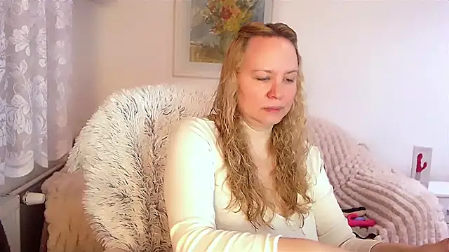 Sarah4you online show from January 23, 9:50 pm