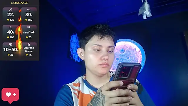 girl intense444 online show from September 16, 7:48 pm