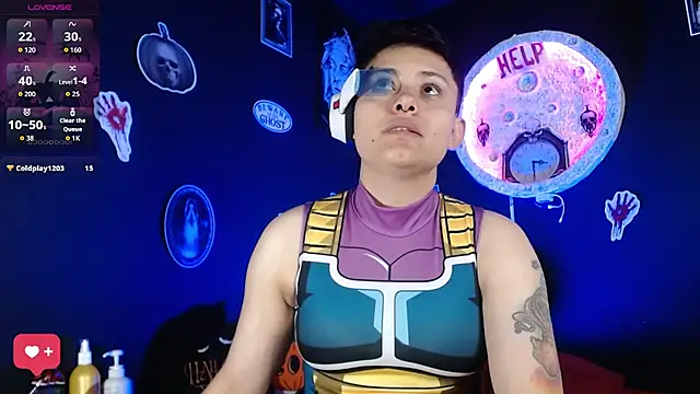 girl intense444 online show from October 31, 12:50 pm