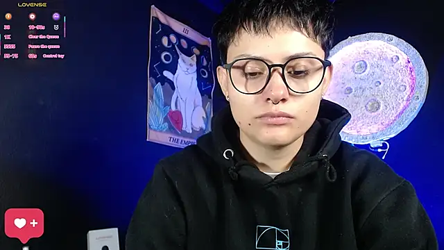 girl intense444 online show from March 10, 1:16 pm