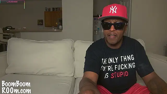 boomboomr00m online show from March 8, 5:17 am