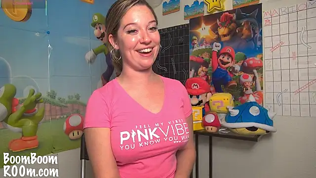 boomboomr00m online show from March 11, 6:32 am