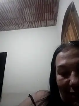 Snapshot of catdool chatting on October 6, 11:24 pm catdool online show from October 6, 11:24 pm