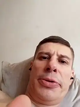 Snapshot of TJEMOKA chatting on November 28, 11:24 am TJEMOKA online show from November 28, 11:24 am