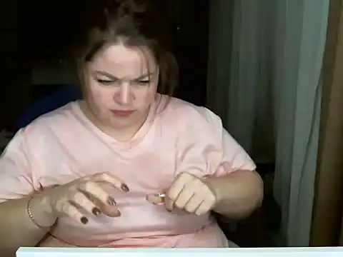 Snapshot of cute__cherry chatting on January 15, 8:56 pm cute cherry online show from January 15, 8:56 pm