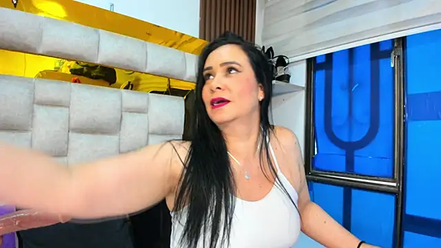 bigass monic online show from January 15, 1:09 pm