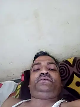 RandomSitcom online show from April 18, 2:04 am