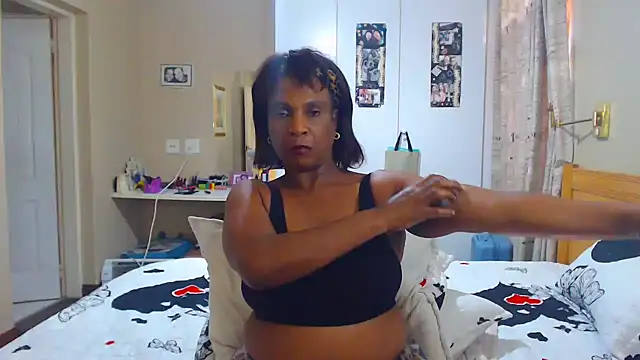 Snapshot of Hotgrannyx chatting on February 27, 12:34 pm Hotgrannyx online show from February 27, 12:34 pm