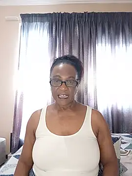 Snapshot of Hotgrannyx chatting on June 27, 12:22 pm Hotgrannyx online show from June 27, 12:22 pm