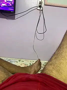 cf27 online show from November 20, 8:30 pm