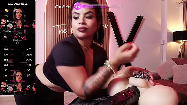 arianna smith  online show from February 1, 11:48 pm