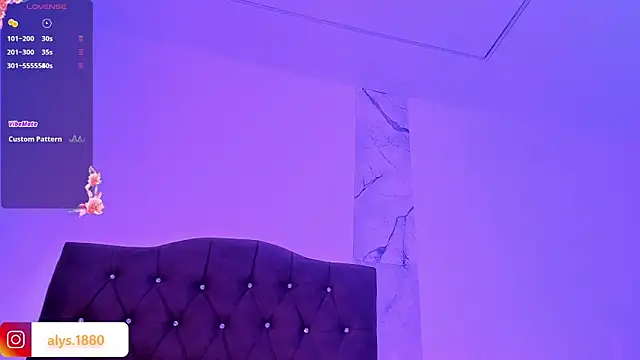 alysson 18 online show from November 24, 1:11 pm