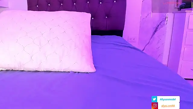 alysson 18 online show from June 2, 2:30 pm
