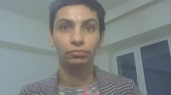 Snapshot of hotSANDRA_STARR chatting on February 5, 12:20 am hotSANDRA STARR online show from February 5, 12:20 am