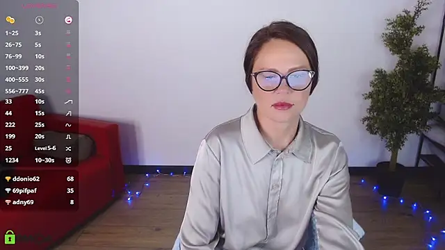 VickyGolden online show from June 29, 10:15 am