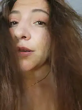 VickyHoult online show from December 2, 9:43 pm