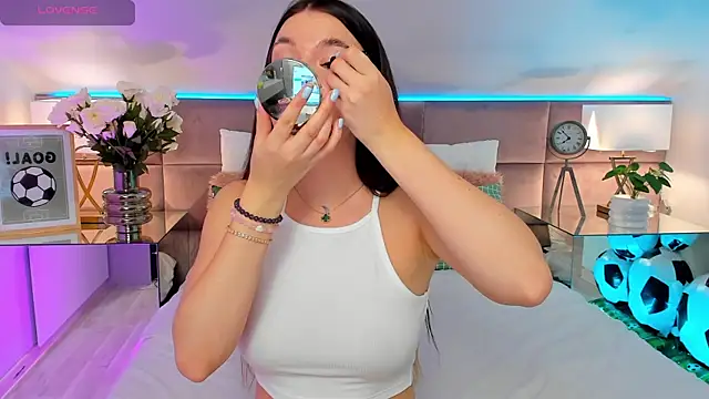 MiaMuse online show from June 12, 7:24 pm