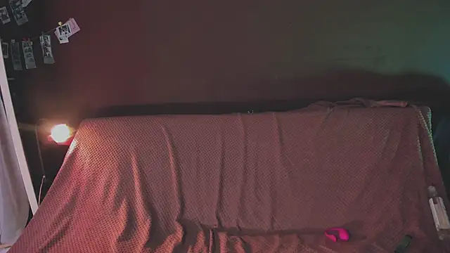 Snapshot of juby_yuby chatting on October 19, 1:45 pm juby yuby online show from October 19, 1:45 pm