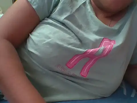 Snapshot of Foryoureyesonly55 chatting on March 18, 3:48 pm Foryoureyesonly55 online show from March 18, 3:48 pm