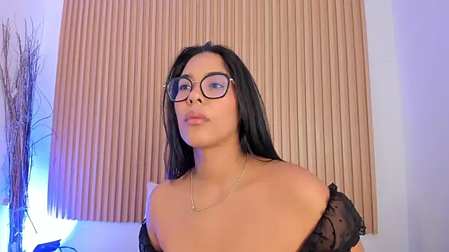 GenesisRuiz online show from June 8, 12:38 pm