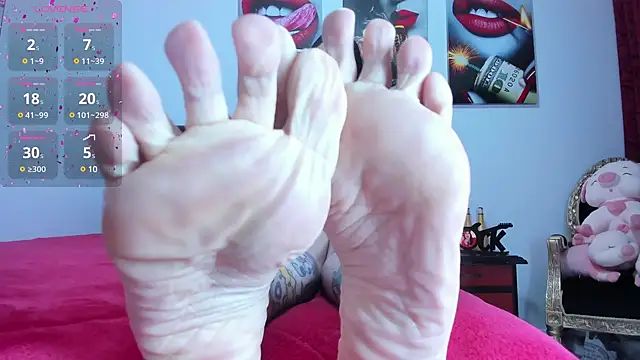 Taraa Fox online show from December 2, 3:36 pm