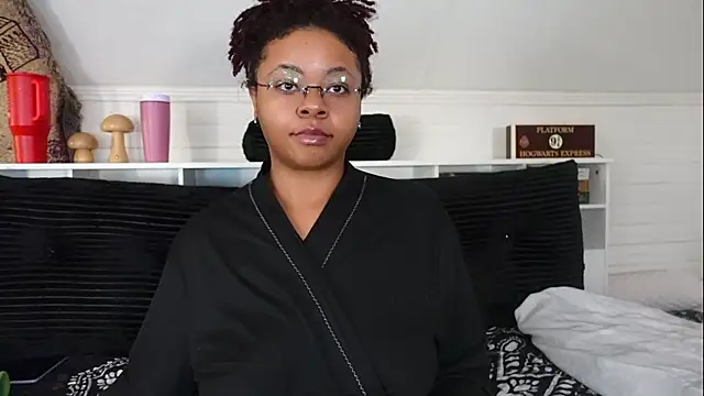 Snapshot of -khayaparker chatting on December 19, 9:11 pm -khayaparker online show from December 19, 9:11 pm