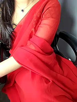 Snapshot of aliyaah_singh chatting on November 18, 6:12 pm aliyaah singh online show from November 18, 6:12 pm