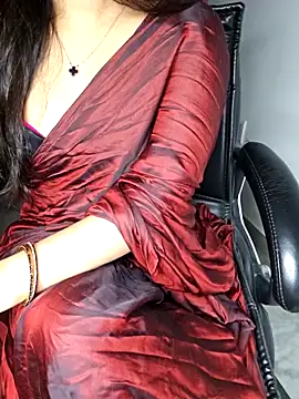 Snapshot of aliyaah_singh chatting on November 19, 5:57 pm aliyaah singh online show from November 19, 5:57 pm