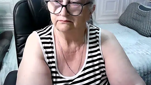 LolkaAlyss online show from April 30, 8:57 pm