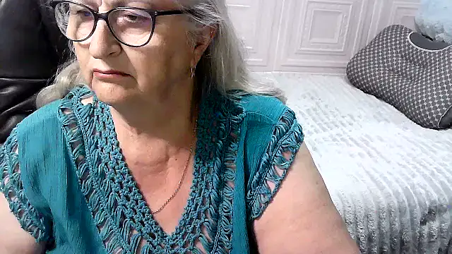 LolkaAlyss online show from June 16, 10:01 pm