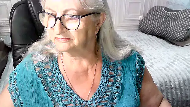 LolkaAlyss online show from July 4, 9:32 pm