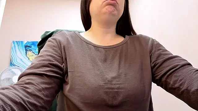 Snapshot of BattyMoll chatting on October 29, 3:36 pm BattyMoll online show from October 29, 3:36 pm