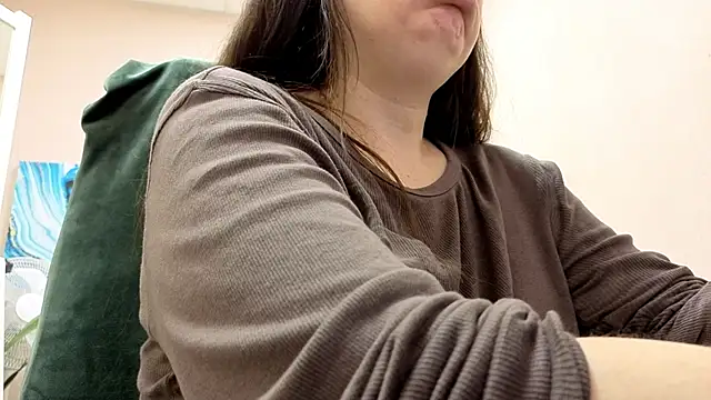 Snapshot of BattyMoll chatting on November 9, 3:32 pm BattyMoll online show from November 9, 3:32 pm