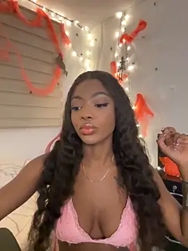 Vane Rossee online show from October 3, 11:35 pm