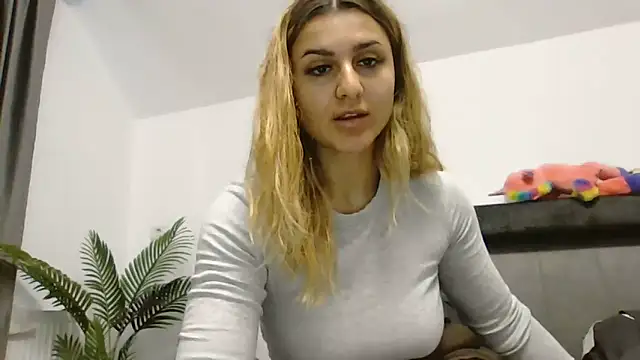 NicolePlay online show from June 12, 11:09 am
