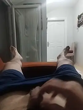 Snapshot of Aykut1990 chatting on June 19, 7:17 pm Aykut1990 online show from June 19, 7:17 pm