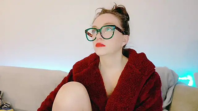 FemDom RubyKnightXXO online show from March 19, 12:04 am