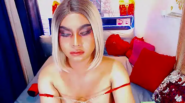 Snapshot of TsGoddessNhicolle chatting on January 27, 2:31 am TsGoddessNhicolle online show from January 27, 2:31 am