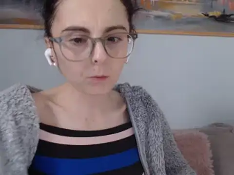 Snapshot of cleophee chatting on February 4, 12:55 pm cleophee online show from February 4, 12:55 pm