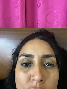 Snapshot of CelesteFire chatting on February 26, 4:11 am CelesteFire online show from February 26, 4:11 am