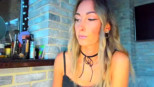 StarryHanna online show from July 25, 5:54 pm