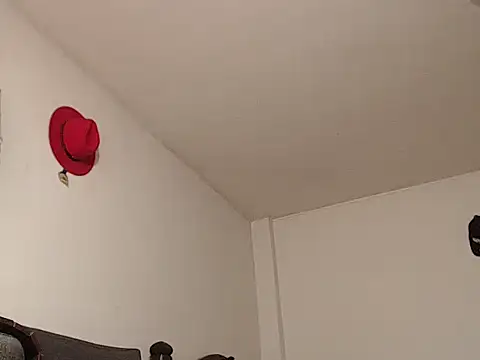 Snapshot of MARIANAWEED chatting on September 29, 8:24 pm MARIANAWEED online show from September 29, 8:24 pm