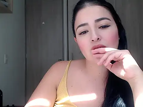 Snapshot of Aleska__Bell chatting on September 23, 2:53 pm Aleska  Bell online show from September 23, 2:53 pm