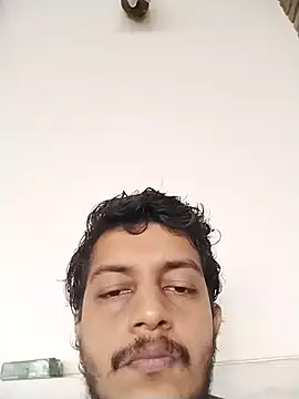 dzboy1994 online show from September 29, 7:13 am