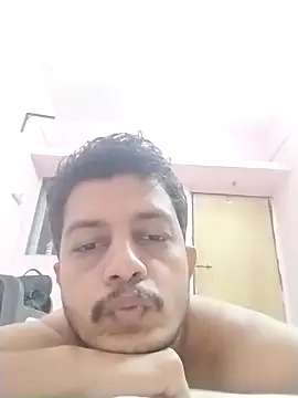 dzboy1994 online show from December 5, 3:20 pm