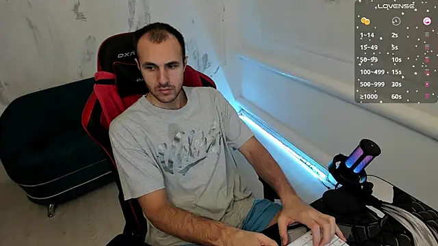 Raamoss online show from December 11, 5:00 am