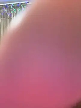 Snapshot of Sara_Slow chatting on January 3, 9:15 pm Sara Slow online show from January 3, 9:15 pm