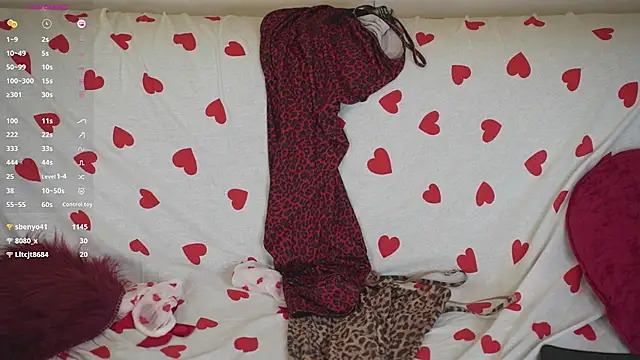 Snapshot of thelissawayne chatting on February 11, 12:59 am thelissawayne online show from February 11, 12:59 am