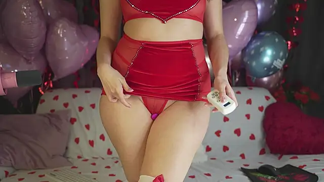 Snapshot of thelissawayne chatting on February 15, 10:52 pm thelissawayne online show from February 15, 10:52 pm