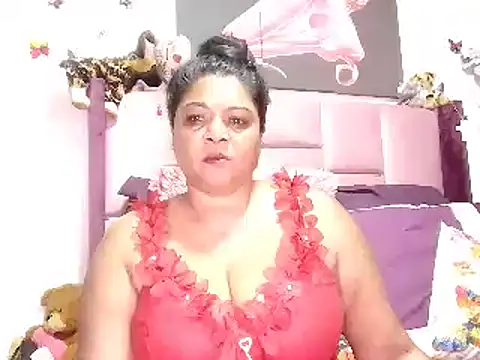 IndianDelia online show from June 2, 5:26 pm